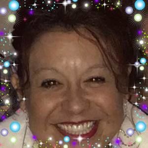 Meet your Posher, Mayra